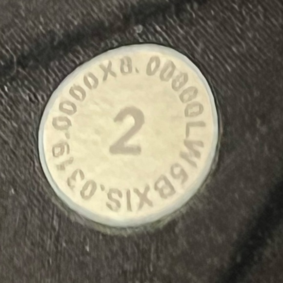 Lululemon Noir Pant - Picture 3 of 6